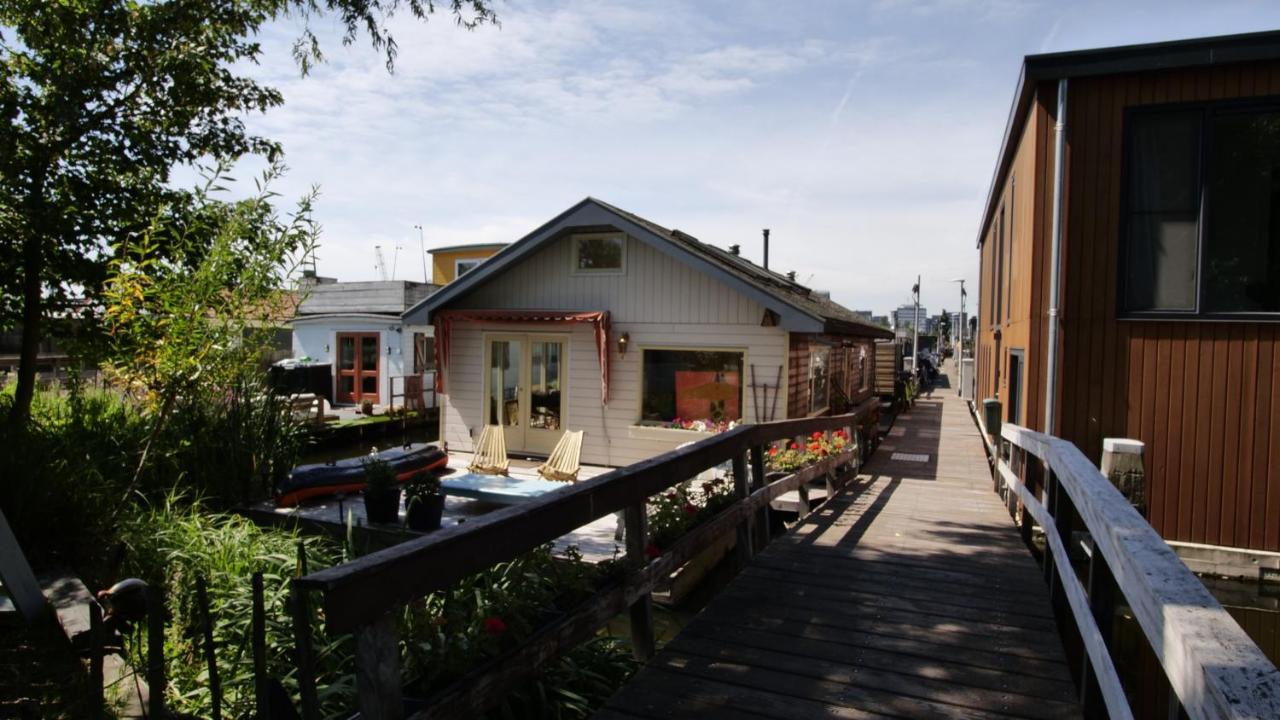 Houseboat Apartment With Water Terrace, Free Parking, Free Bikes & Fast Wifi Amsterdam Zewnętrze zdjęcie
